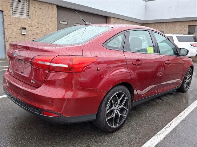 2017 ford focus sel