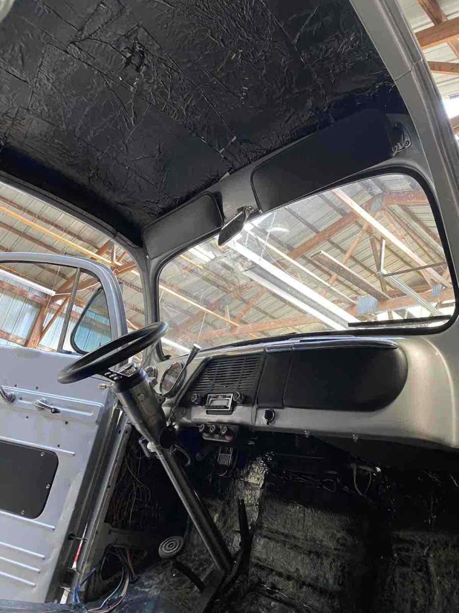 1952 ford f1 pickup grey rwd automatic short bed