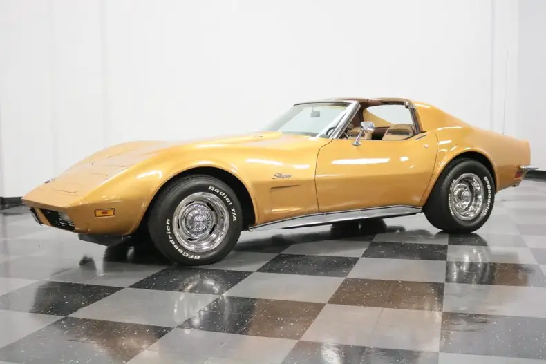 big block w/ a 4-speed, rebuilt & built up 454 v8, factory colors, t-tops