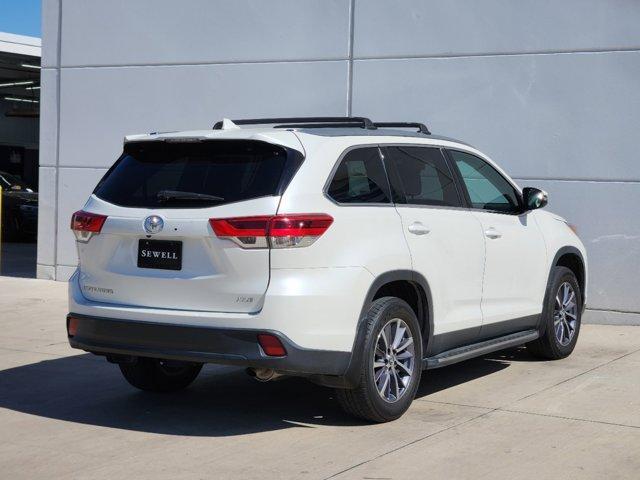 2019 toyota highlander xle