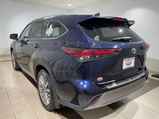 2024 toyota highlander platinum