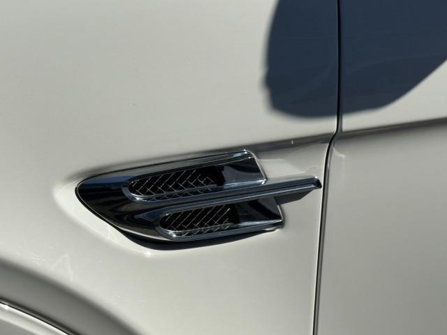 2020 bentley bentayga v8