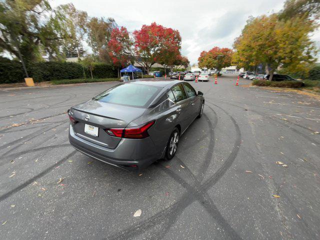 2022 nissan altima s fwd