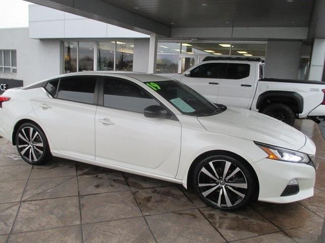 2019 nissan altima 2.5 sr