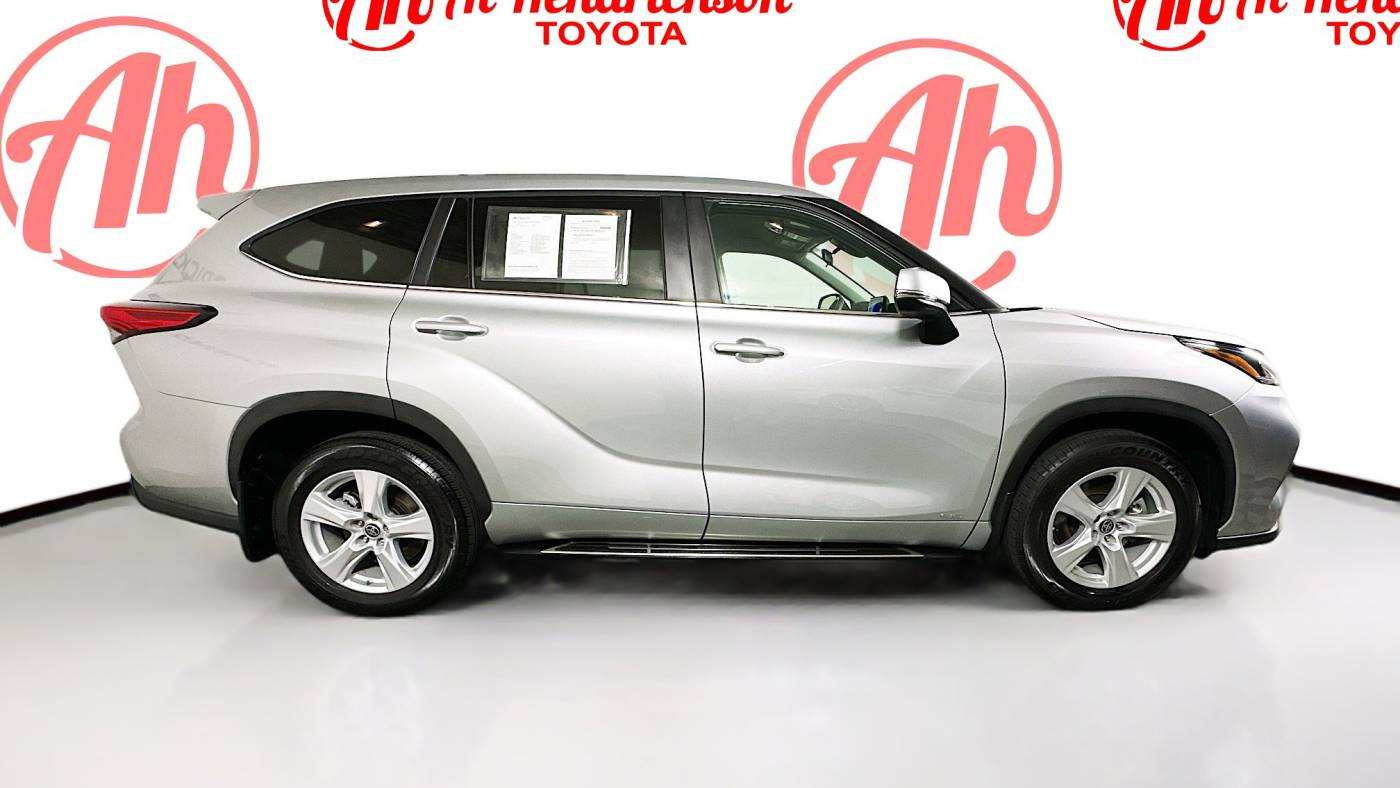 2023 toyota highlander hybrid le