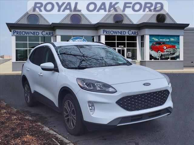 2022 ford escape sel