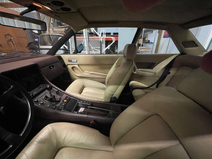 ferrari 400i