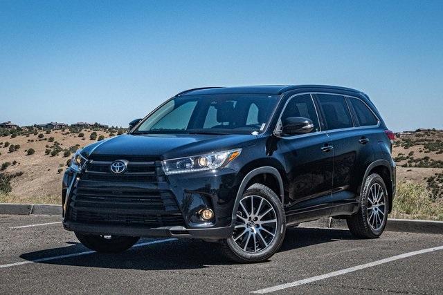 2018 toyota highlander se
