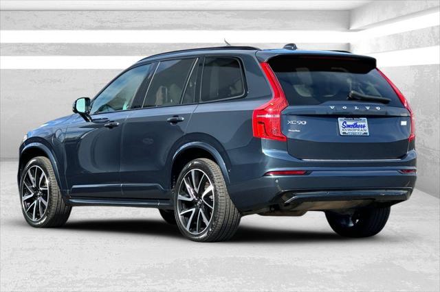 2023 volvo xc90 recharge plug-in hybrid t8 plus dark theme 7-seater