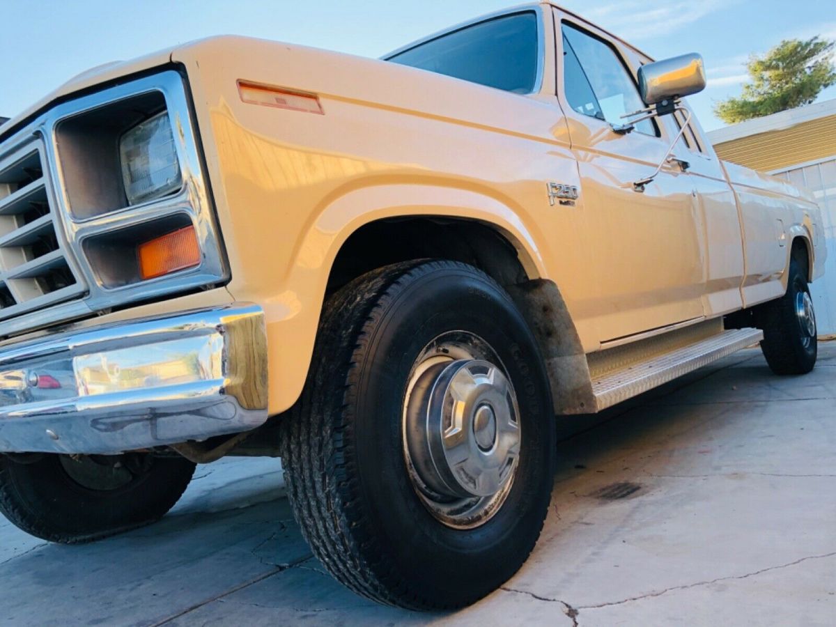 1986 ford f-250 ext cab