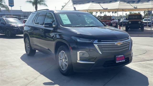 2023 chevrolet traverse lt cloth