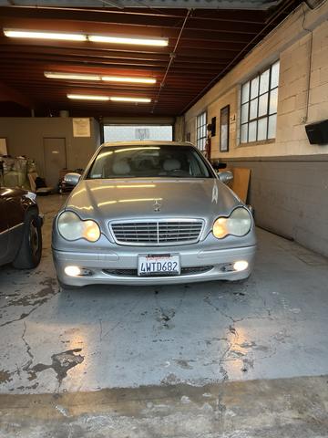 2002 mercedes-benz c-class c240