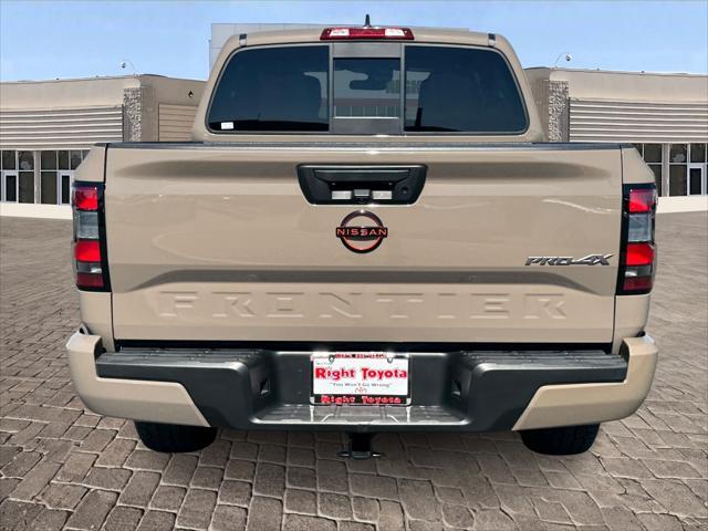 2022 nissan frontier pro-4x