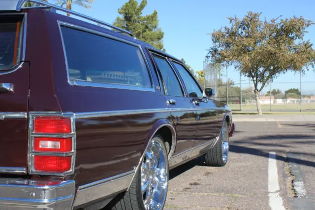 1984 chevrolet caprice classic wagon 4-door 5.7l