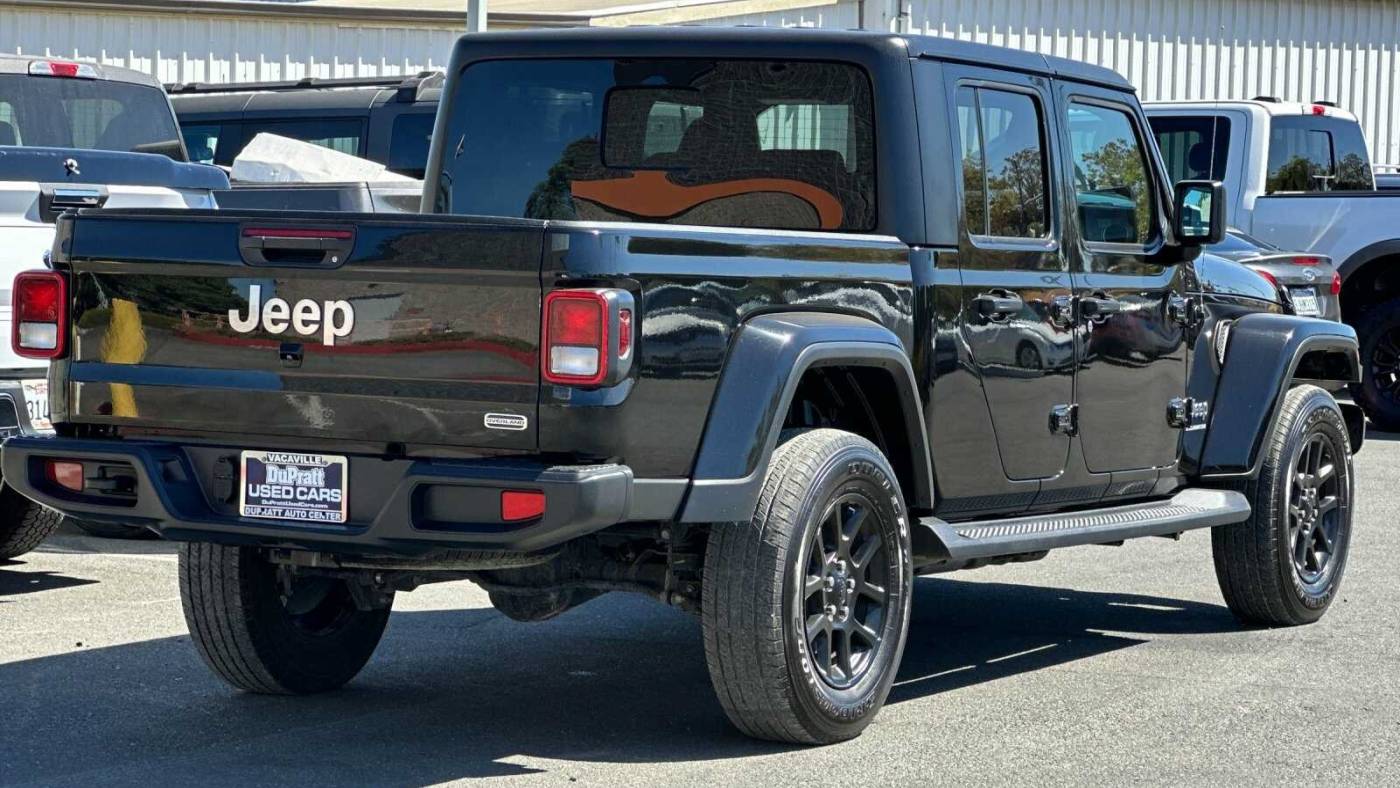 2023 jeep gladiator overland