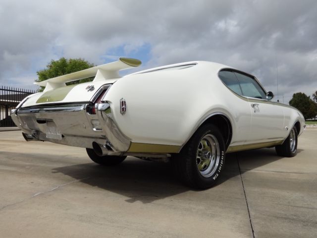 # 129 hurst/olds rare factory a/c arizona solid/priced to sell