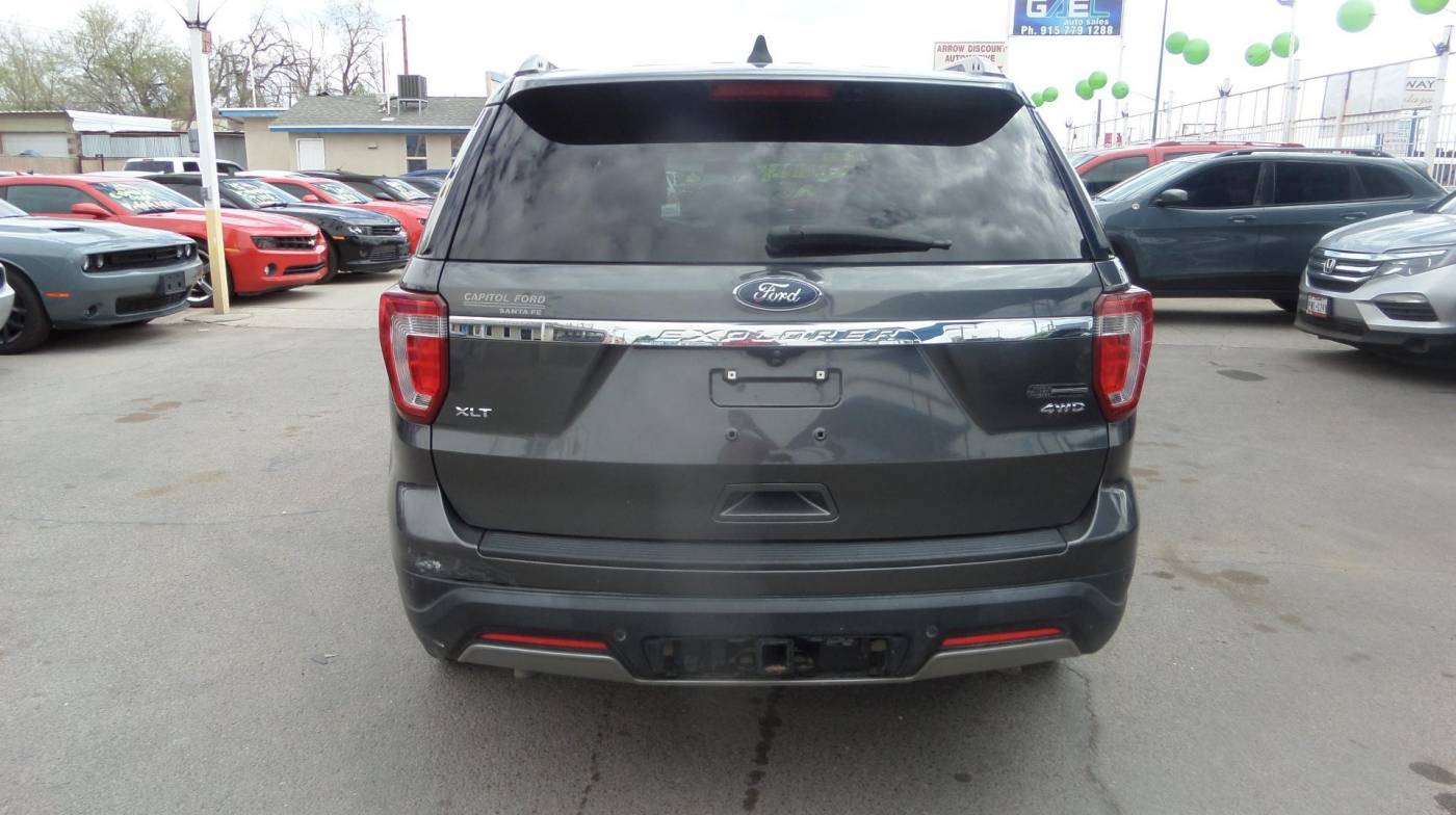 2019 ford explorer xlt