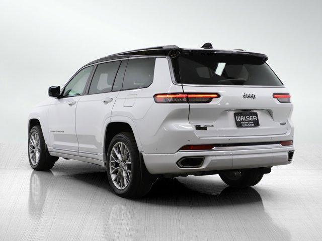2022 jeep grand cherokee l summit