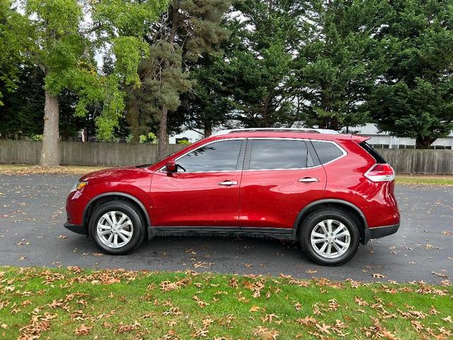 2016 nissan rogue sv