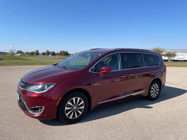 2020 chrysler pacifica touring-l plus