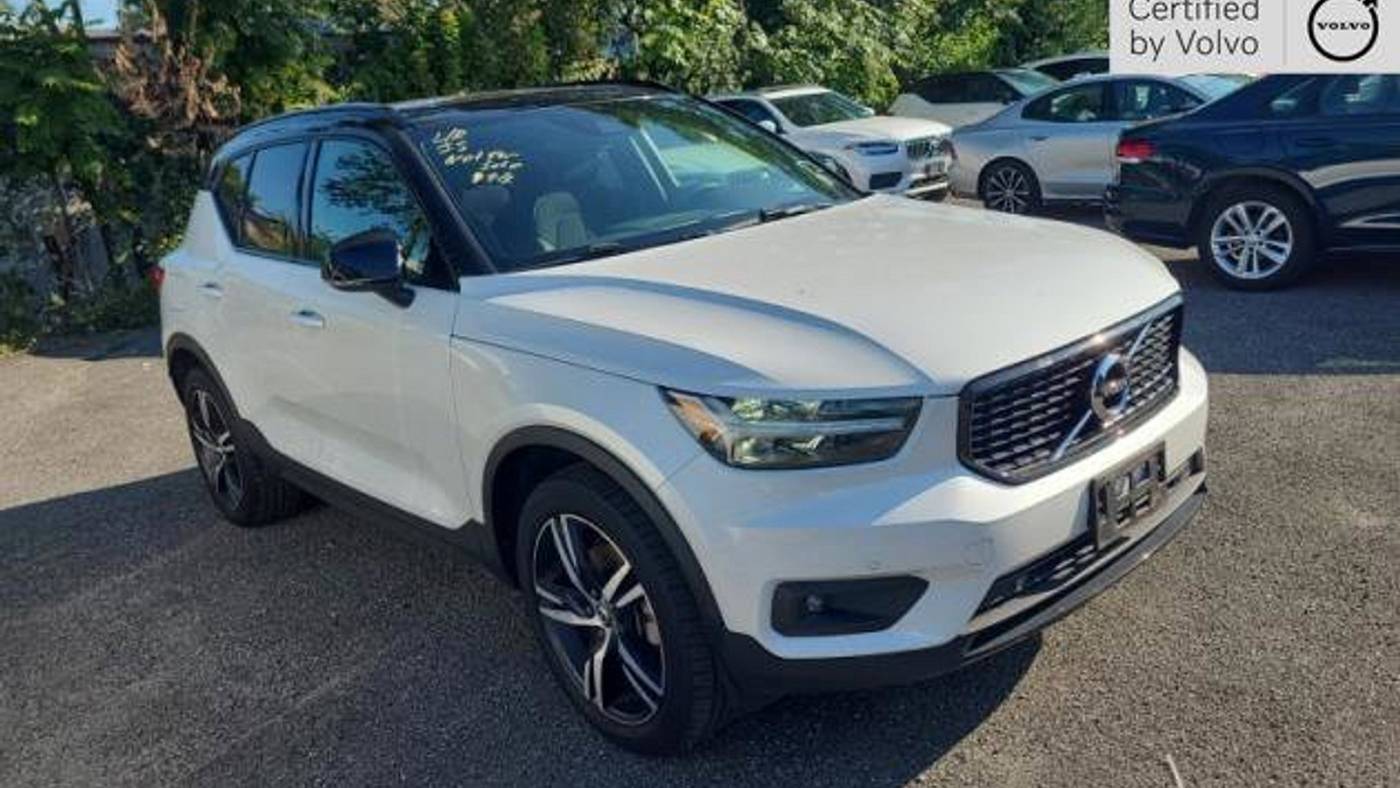 2022 volvo xc40 t5 r-design