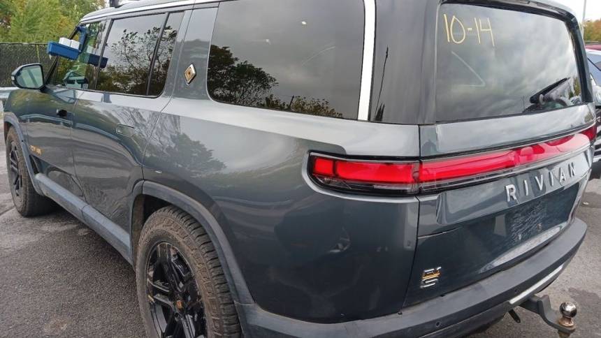 2023 rivian r1s adventure