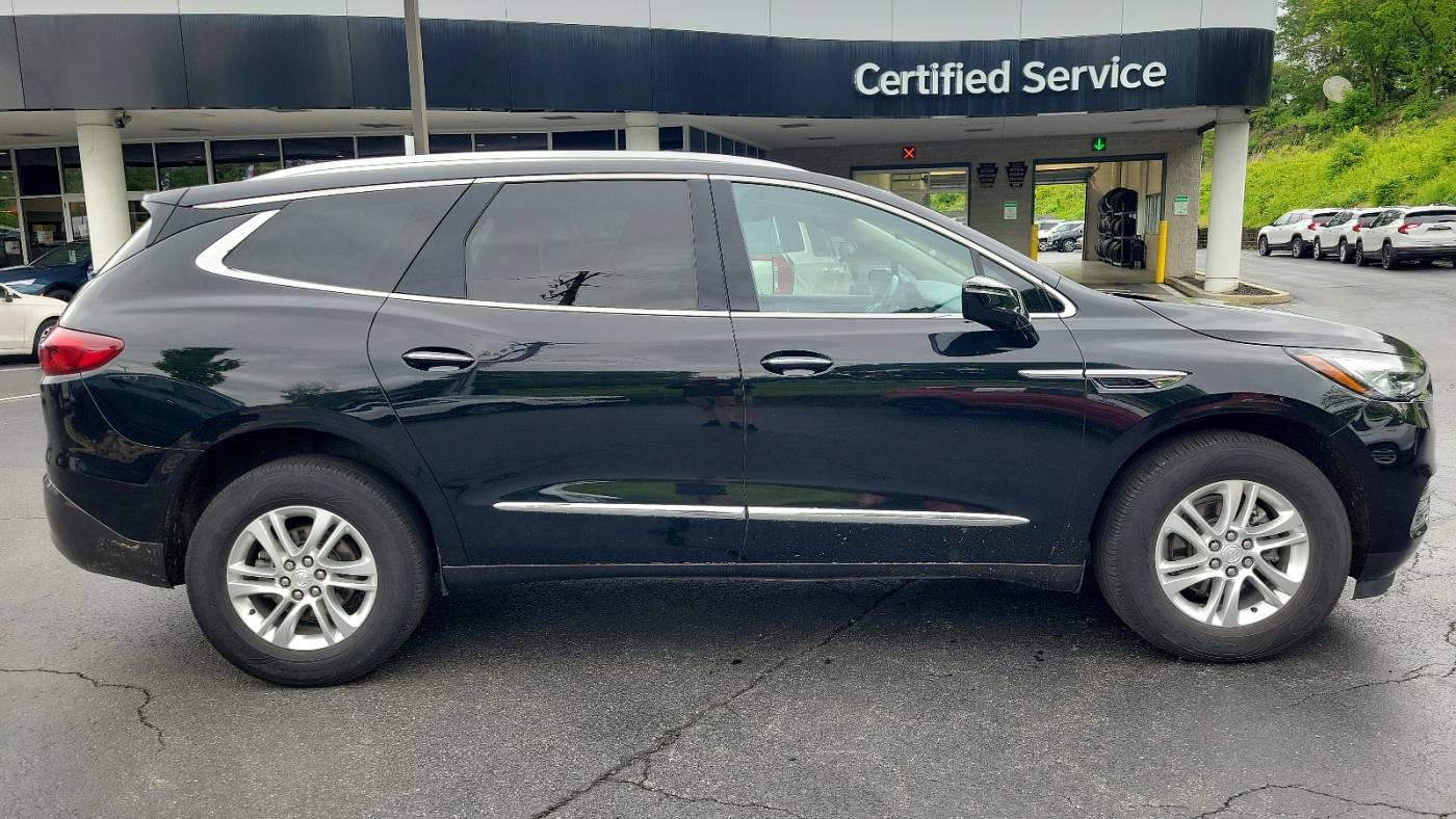 2021 buick enclave essence
