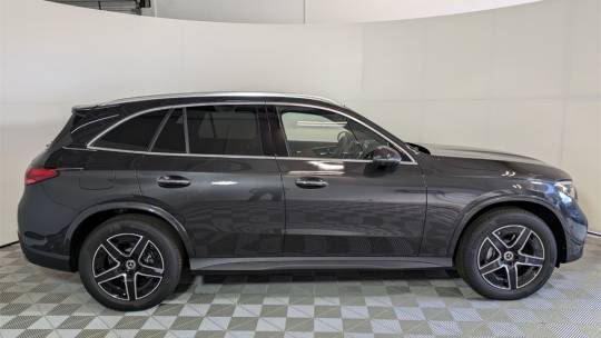 2025 Mercedes-Benz GLC