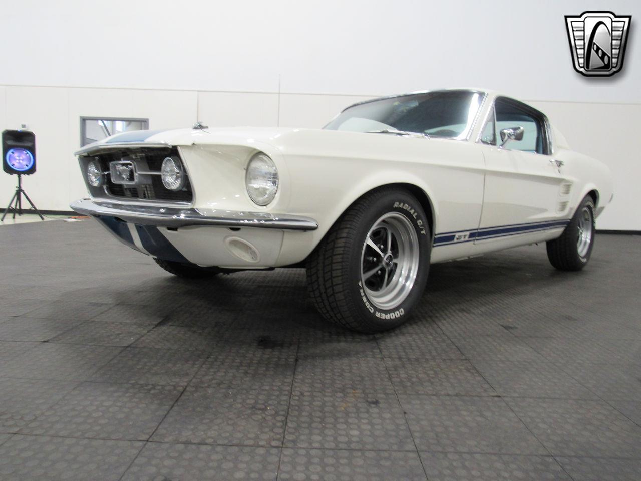 1967 ford mustang