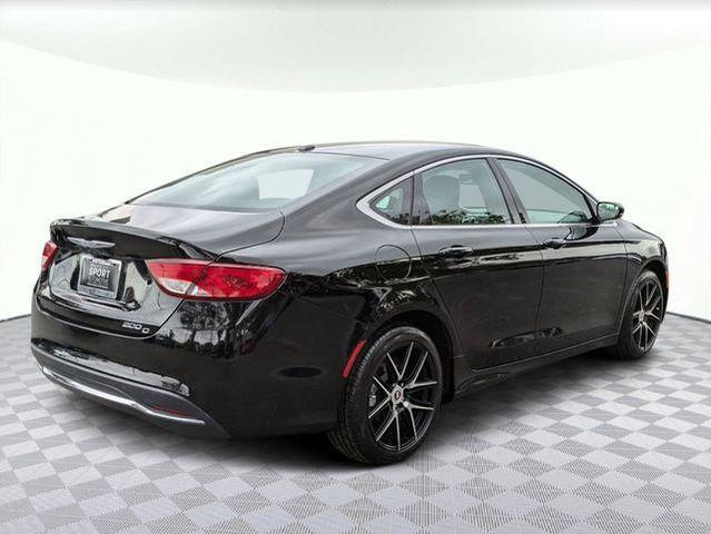 2015 chrysler 200 c