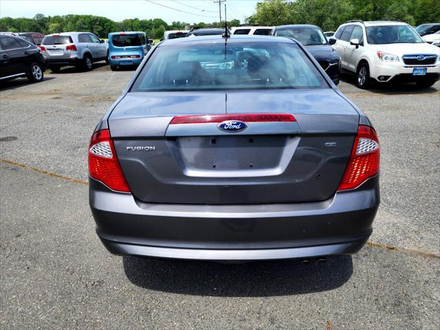 2012 ford fusion se