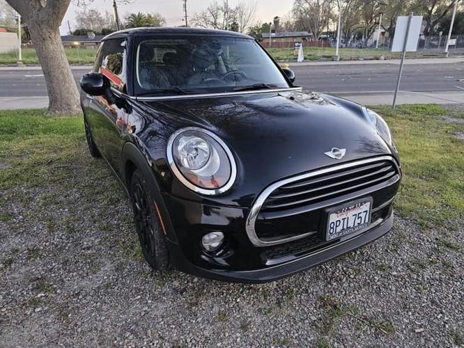 2017 mini hardtop 2 door cooper hatchback 2d in tracy, california