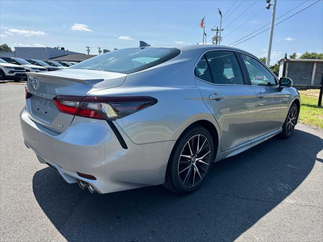 2024 toyota camry se