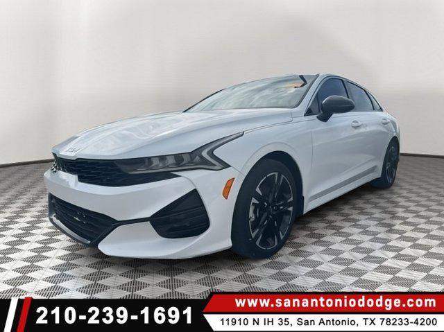 2022 kia k5 gt-line