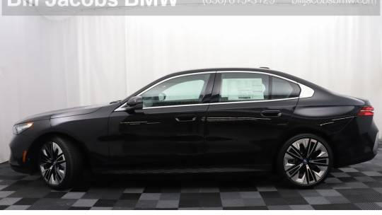 2024 BMW i5