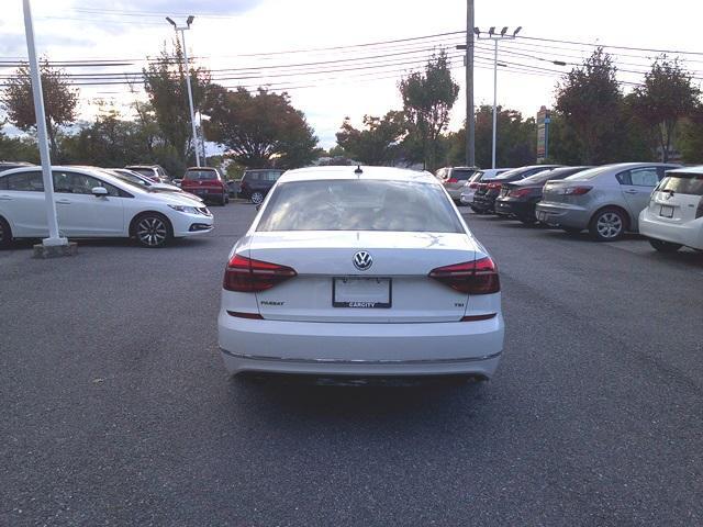 2017 volkswagen passat 1.8t r-line w/comfort