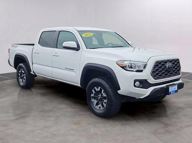 2022 toyota tacoma sr