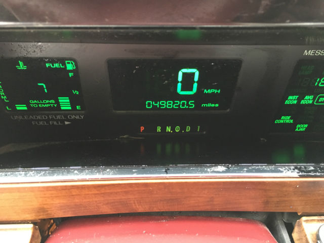1989 lincoln continental signature sedan 4-door 3.8l,, 49820 miles