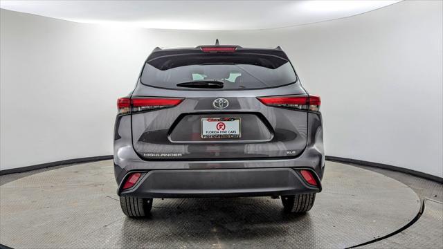 2022 toyota highlander xle
