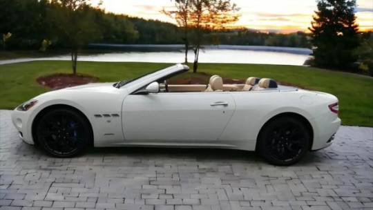 2013 maserati granturismo base