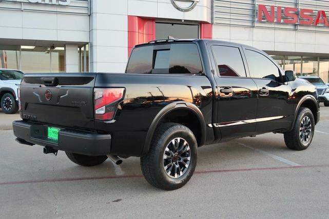2024 nissan titan pro-4x