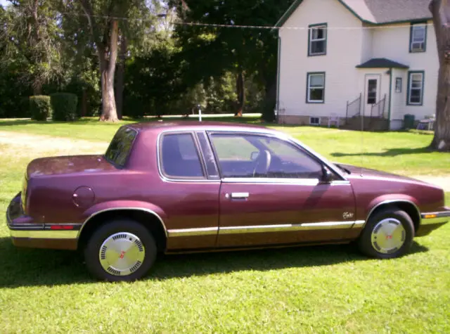 oldsmobile 2-door calias, 1987 restored. rare car