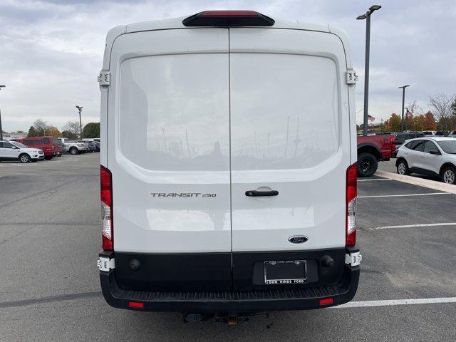 2019 ford transit-250 148 wb medium roof cargo