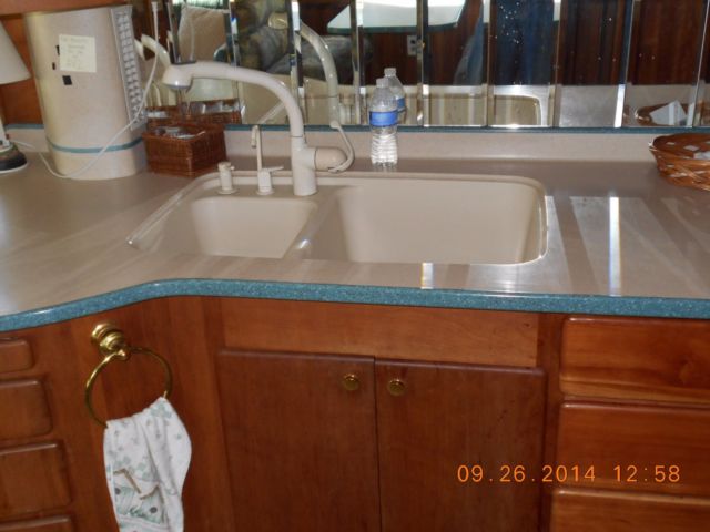 1982 eagle bus conversion with slide out and cat engine