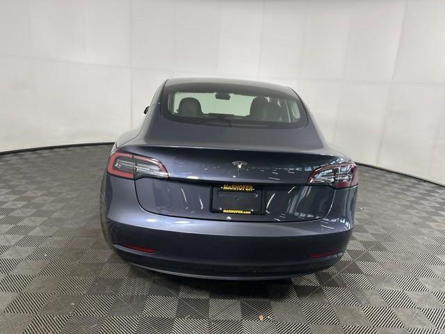 2022 tesla model 3 standard range