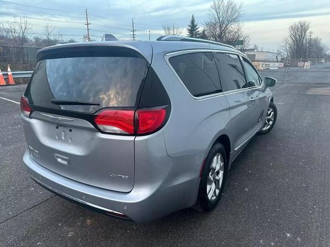 2018 chrysler pacifica limited minivan 4d in hasbrouck heights, new jersey