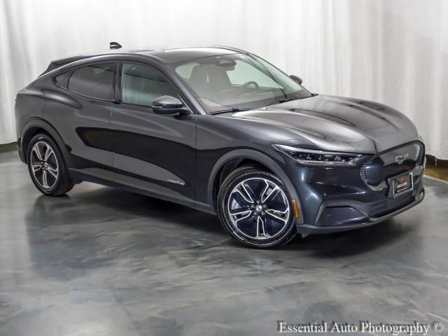 2022 ford mustang mach-e select