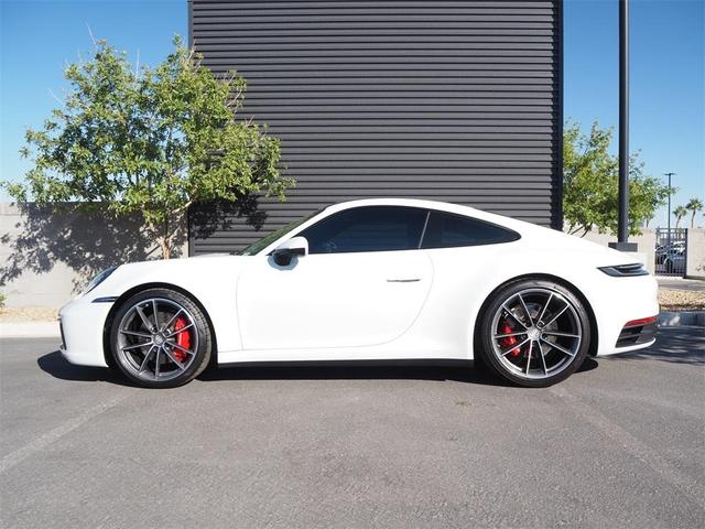 2022 porsche 911 carrera s