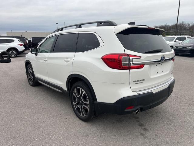 2023 subaru ascent limited 7-passenger