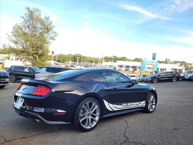 2022 ford mustang ecoboost premium